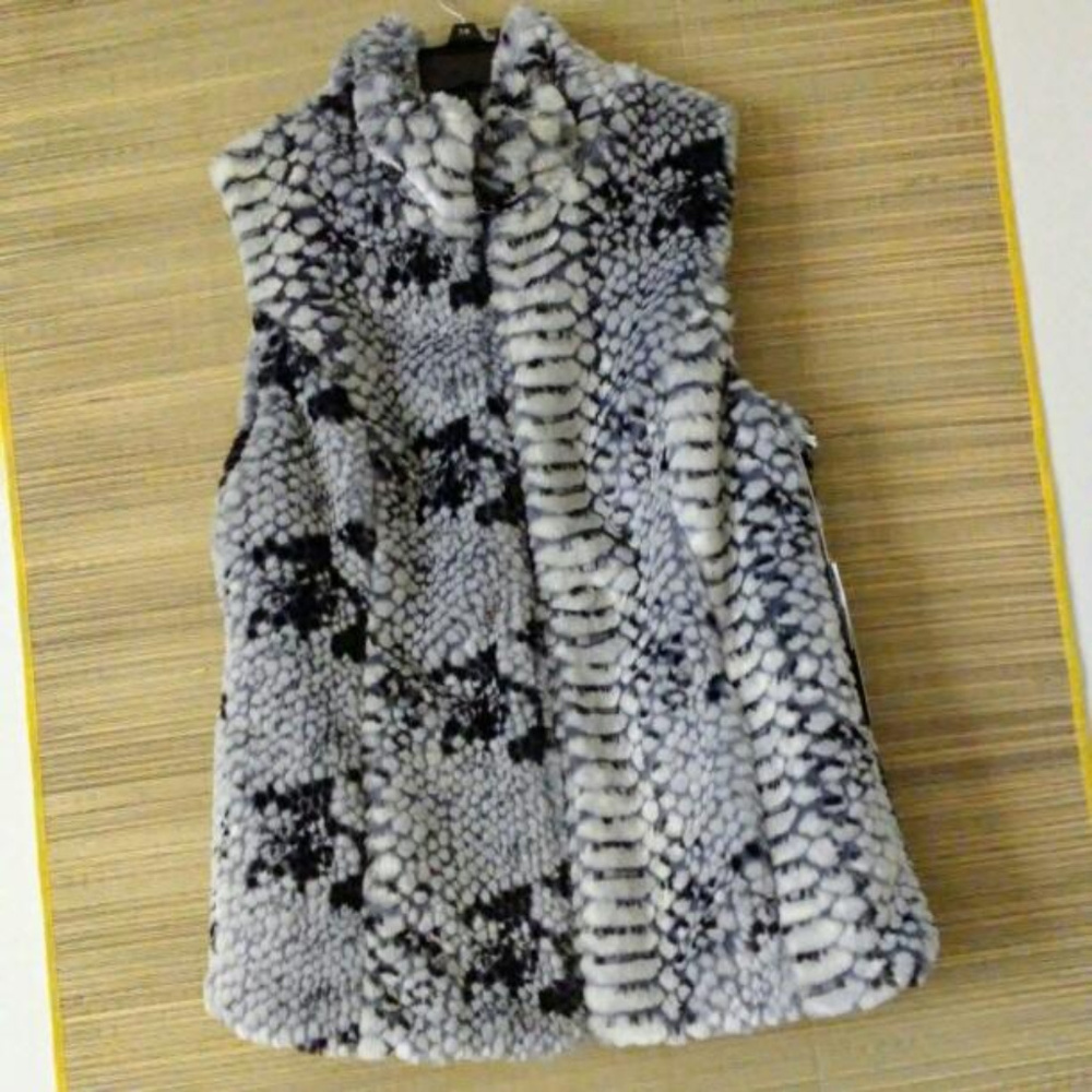 Fuda Womens Reversible Vest